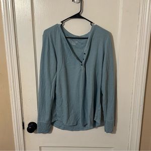Quarter button up longsleeve shirt